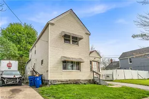 5678 Hamlet Ave, Loveland, OH 44127 - Photo 3
