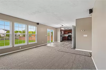 38210 Kingston Drive, North Ridgeville, OH 44039 - Photo 9