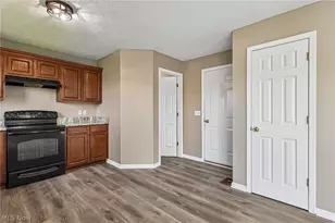 38210 Kingston Dr, North Ridgeville, OH 44039 - Photo 13