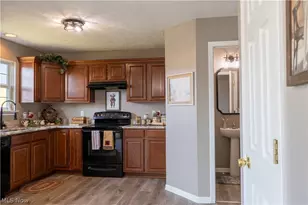 38210 Kingston Dr, North Ridgeville, OH 44039 - Photo 17