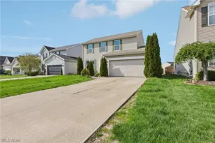 38210 Kingston Dr, North Ridgeville, OH 44039 - Photo 3