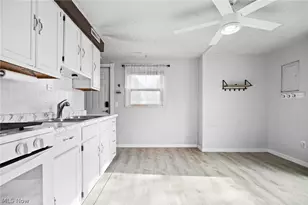 921 Euclid Ave, Lorain, OH 44052 - Photo 9