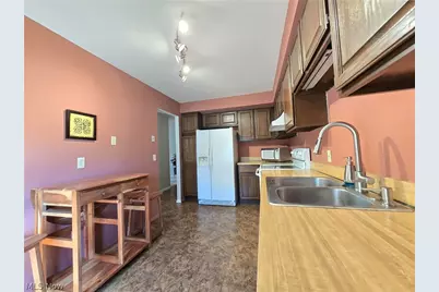 12500 Edgewater Drive #202, Oakwood, OH 44107 - Photo 23