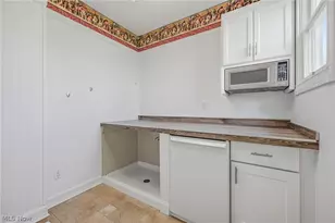 1803 Whisper Bluff Trail, Hinckley, OH 44233 - Photo 27