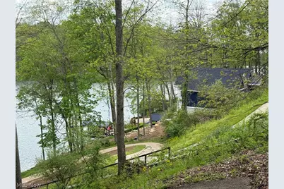 2636 W Buckhorn Drive, Millersburg, OH 44654 - Photo 9