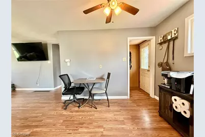 802 28th Street, Vienna, WV 26105 - Photo 9