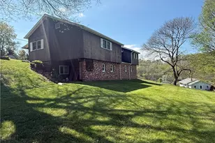 107 Melody Ln, Bridgeport, WV 26431 - Photo 3