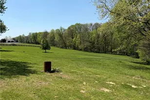 10675 Township Road 92 NW, Somerset, OH 43783 - Photo 5