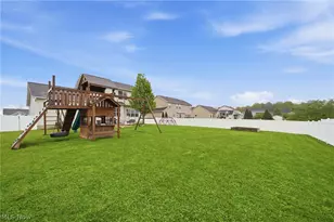 12225 Titano Cir NW, Uniontown, OH 44685 - Photo 45