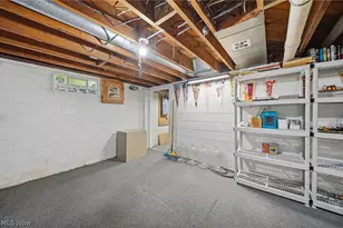 10129 E River Rd, Elyria, OH 44035 - Photo 23