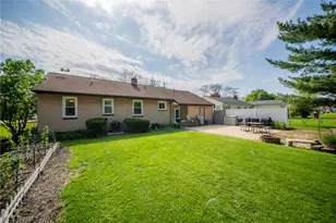 10129 E River Rd, Elyria, OH 44035 - Photo 33