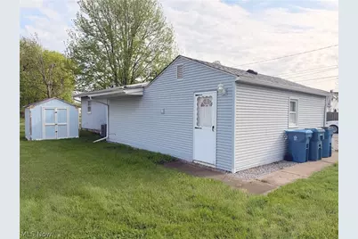 2014 Pole Avenue, Lorain, OH 44052 - Photo 13