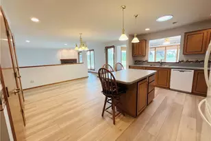 33037 Pebblebrook Dr, North Ridgeville, OH 44039 - Photo 13