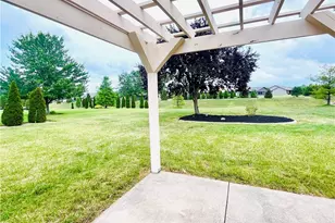 33037 Pebblebrook Dr, North Ridgeville, OH 44039 - Photo 37
