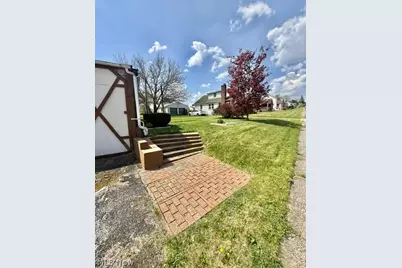 3006 Shirley Road, Youngstown, OH 44502 - Photo 7