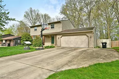 1323 Cedarwood Drive, Mineral Ridge, OH 44440 - Photo 3