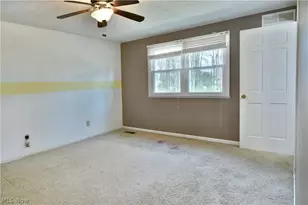 1323 Cedarwood Dr, Mineral Ridge, OH 44440 - Photo 27