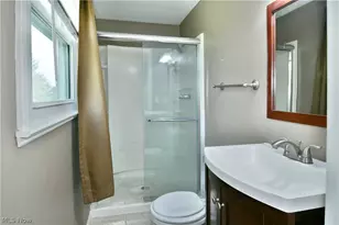 1323 Cedarwood Dr, Mineral Ridge, OH 44440 - Photo 31