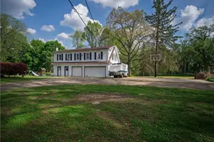 497 Moravian Trail, Uhrichsville, OH 44683 - Photo 3