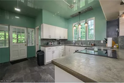 497 Moravian Trail, Uhrichsville, OH 44683 - Photo 29