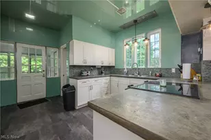 497 Moravian Trail, Uhrichsville, OH 44683 - Photo 29