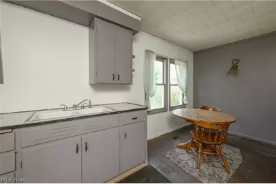 497 Moravian Trail, Uhrichsville, OH 44683 - Photo 45
