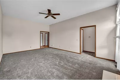 134 Stonehedge Drive, Elyria, OH 44035 - Photo 9