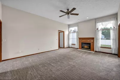134 Stonehedge Drive, Elyria, OH 44035 - Photo 7