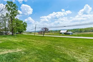 4305 Boggs Rd, Zanesville, OH 43701 - Photo 13