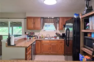 67 Suzanne St, Washington, WV 26181 - Photo 7