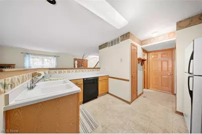 23174 Grist Mill Court, Olmsted Falls, OH 44138 - Photo 25