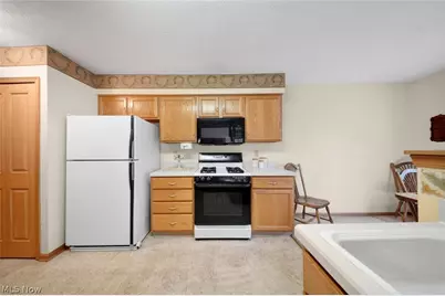 23174 Grist Mill Court, Olmsted Falls, OH 44138 - Photo 23