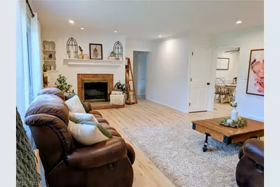 126 Garwood Drive, Canfield, OH 44406 - Photo 3