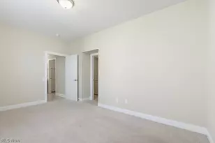 38475 Kingsbury Dr, North Ridgeville, OH 44039 - Photo 27