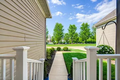 38475 Kingsbury Drive, North Ridgeville, OH 44039 - Photo 3