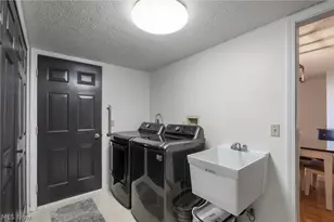 119 Ambleside Way, Amherst, OH 44001 - Photo 27