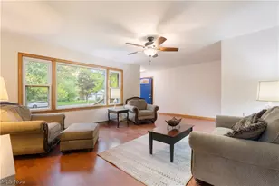1213 Pleasantview Ave SE, North Canton, OH 44720 - Photo 5