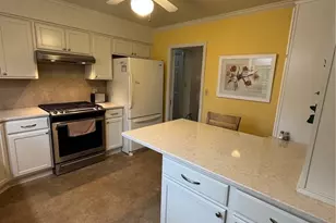 7662 Elmland Ave, Poland, OH 44514 - Photo 9