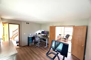 5137 Pine Shadow Ct, Mineral Ridge, OH 44440 - Photo 13