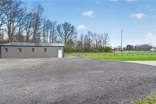 2382 Warren Burton Rd, Worthington, OH 44470 - Photo 9