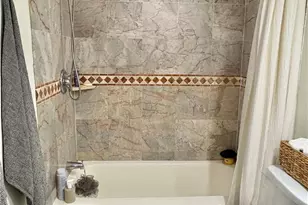 6910 Carriage Hill Dr, Brecksville, OH 44141 - Photo 19