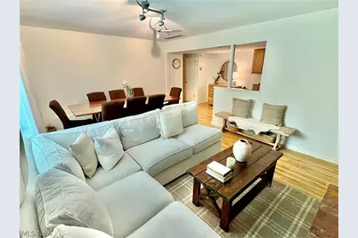 6910 Carriage Hill Drive #103, Brecksville, OH 44141 - Photo 7