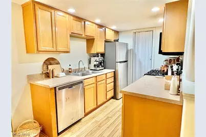 6910 Carriage Hill Drive #103, Brecksville, OH 44141 - Photo 9