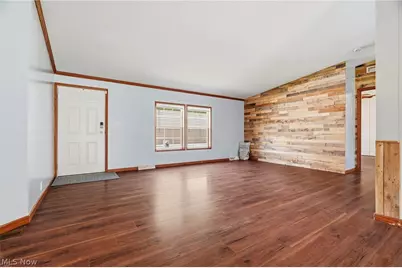 11327 4th Street NE, Magnolia, OH 44643 - Photo 7