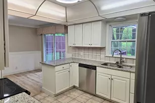 1702 Bears Den Rd, Youngstown, OH 44511 - Photo 9