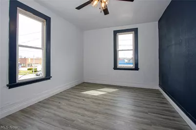 307 S Main Street, Orrville, OH 44667 - Photo 21