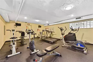 11850 Edgewater Dr, Oakwood, OH 44107 - Photo 17