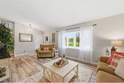 12052 Wood Oval, North Royalton, OH 44133 - Photo 7