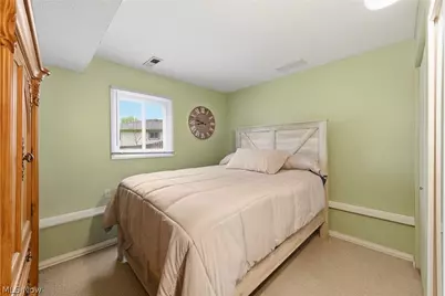 12052 Wood Oval, North Royalton, OH 44133 - Photo 17