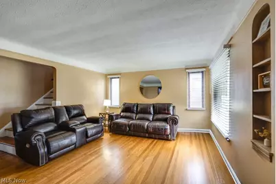 6710 Ackley Road, Parma, OH 44129 - Photo 5